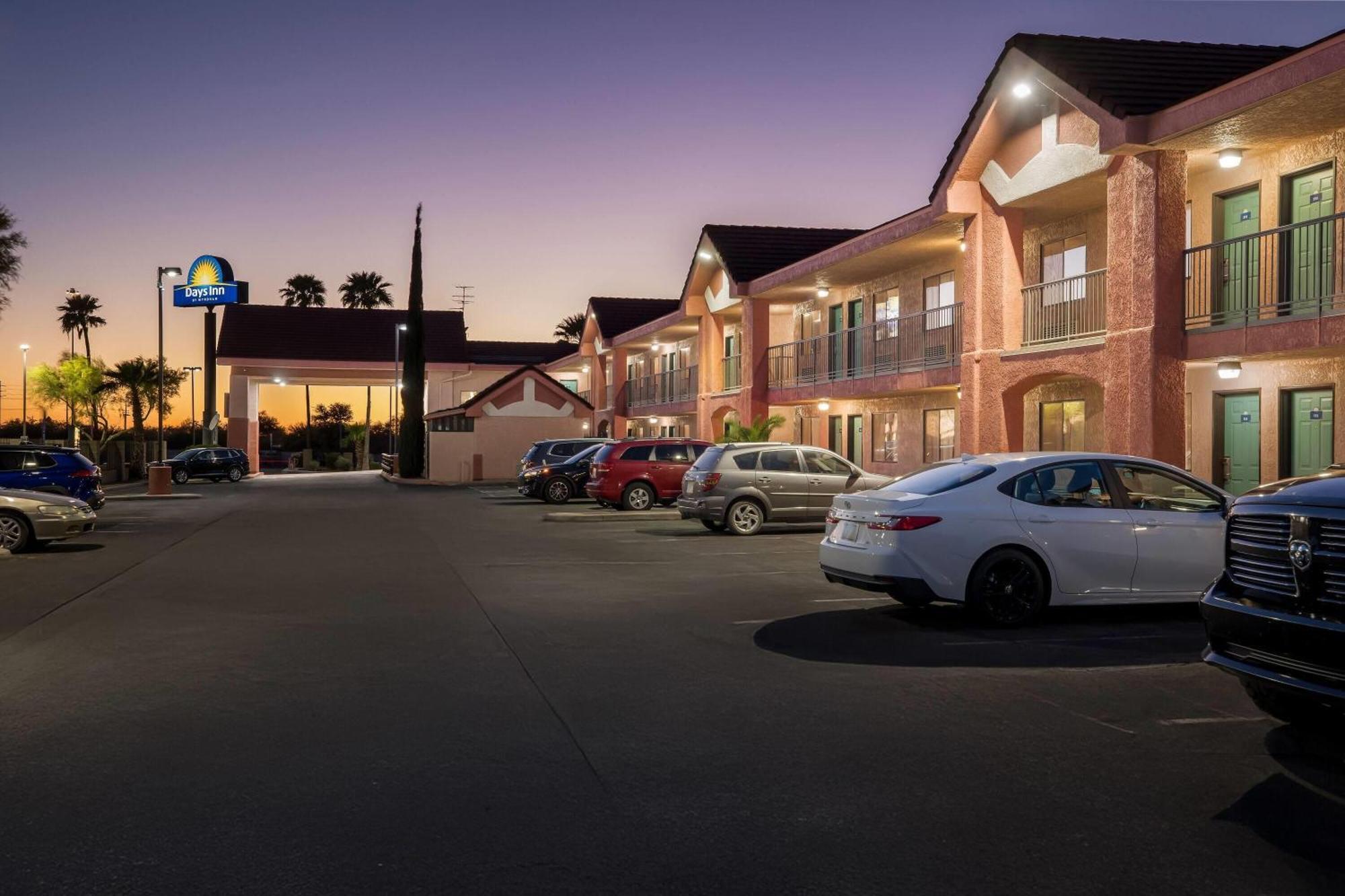 Days Inn By Wyndham Tucson Airport Drexel Heights Exterior foto